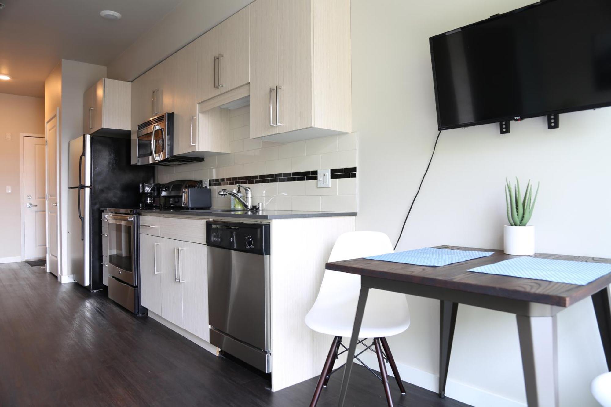 Queen Anne Abode - 1 Block From Cpa! - Free Parking! سياتل المظهر الخارجي الصورة